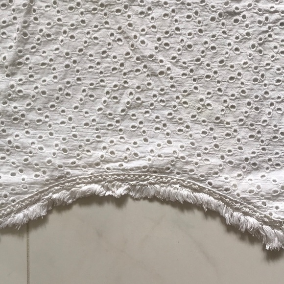 White Zara tank with cutout and fringe detail - Picture 2 of 5